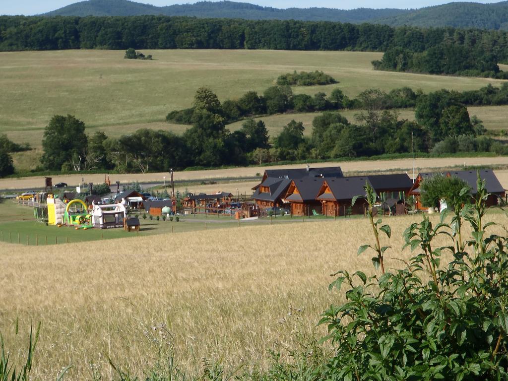 Ubytovanie Koliba Pacho - Zrub Zuzka Prievidza Exterior photo